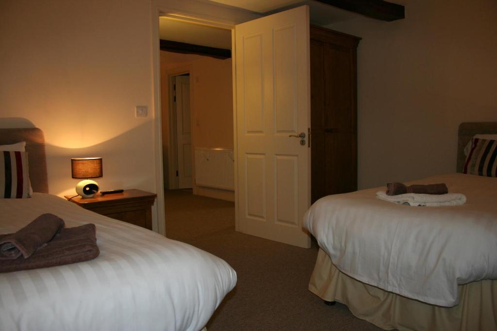 The Trewythen Hotel Llanidloes Exterior foto